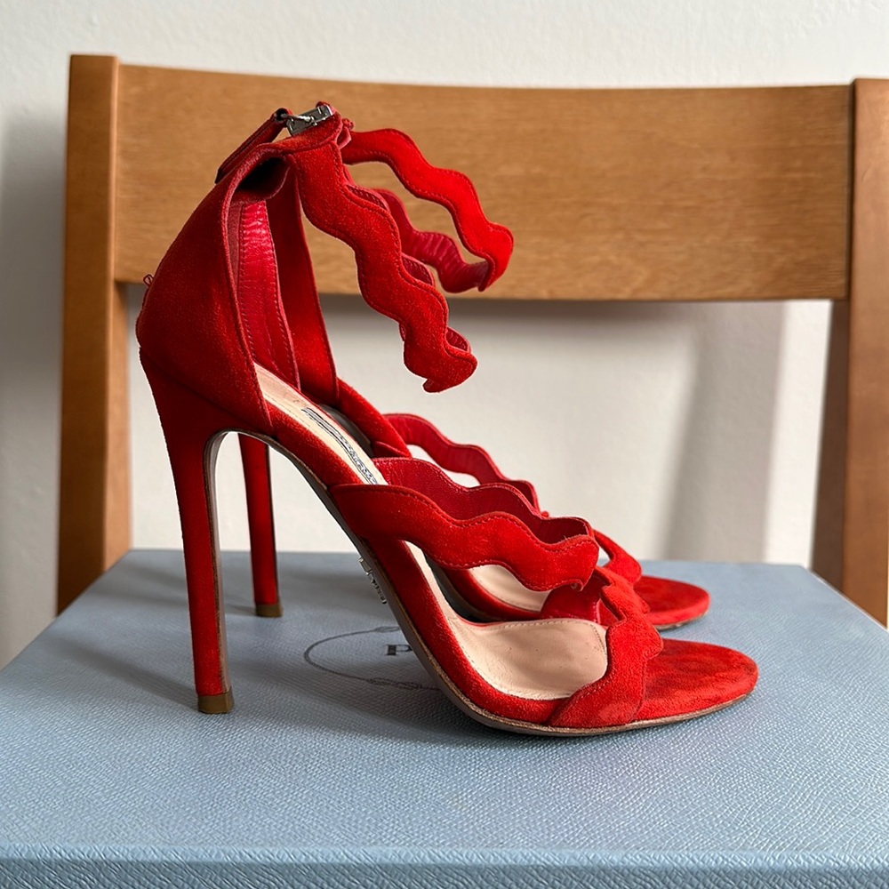 Prada Wavy Strap Heeled Sandals in red suede